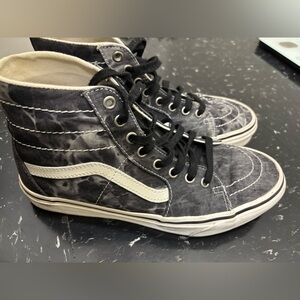 Vans Men's High-Top Sneakers - Black and Cream